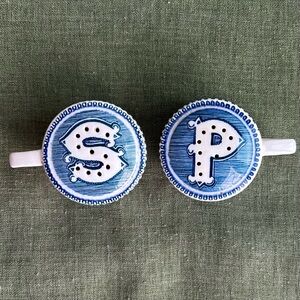 VINTAGE mid century salt and pepper shakers